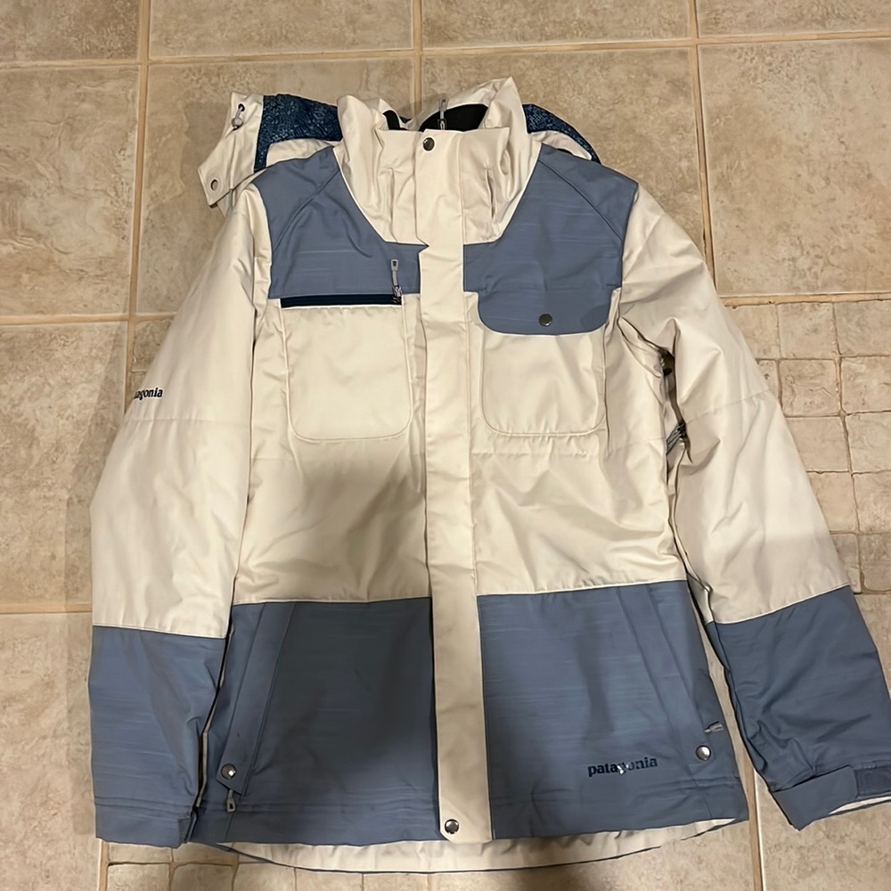 Patagonia women’s ski jacket